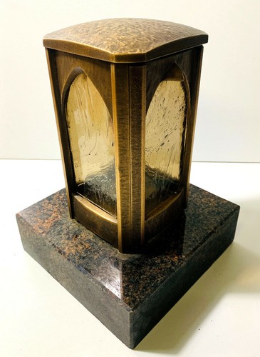 Grablampe bronze auf - grablampe,