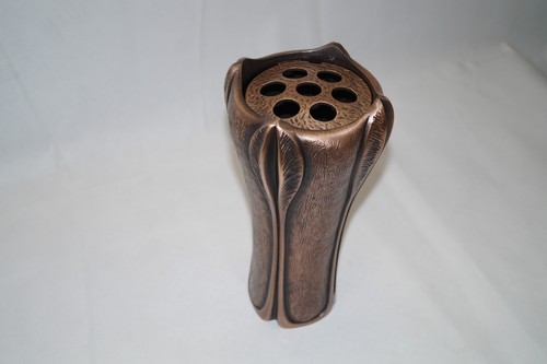 Grabvase aus bronze - grabvase,